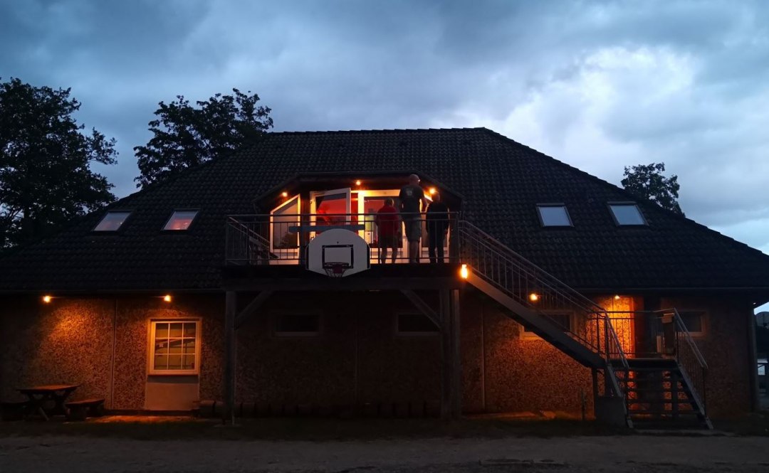 Cinema outside in evening mood, © T. Blumrich