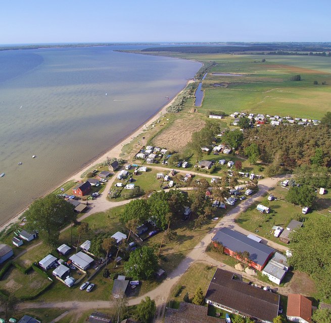 &copy; Jennifer Neumann