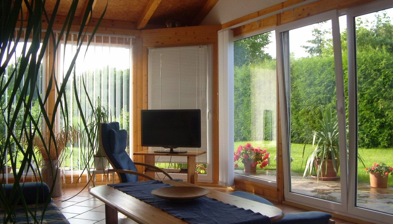 Woonruimte en serre - binnenaanzicht, &copy; B&auml;rbel G&uuml;ldner