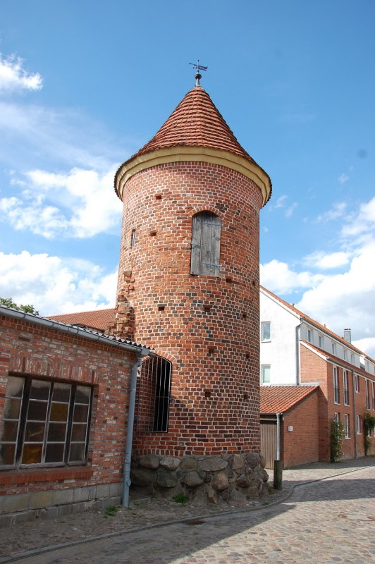 Het gebouw dat bekend staat als de Hunger Tower staat in de Wallstraße. // © Gabriele Skorupski Het gebouw dat bekend staat als de Hunger Tower staat in de Wallstraße. // © Gabriele Skorupski