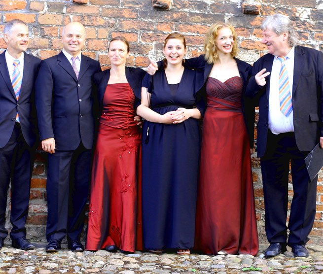 Am 22.08.26 um 19:00 Uhr in der St. Marienkirche Stralsund // © www.solideisten.de Am 22.08.26 um 19:00 Uhr in der St. Marienkirche Stralsund // © www.solideisten.de