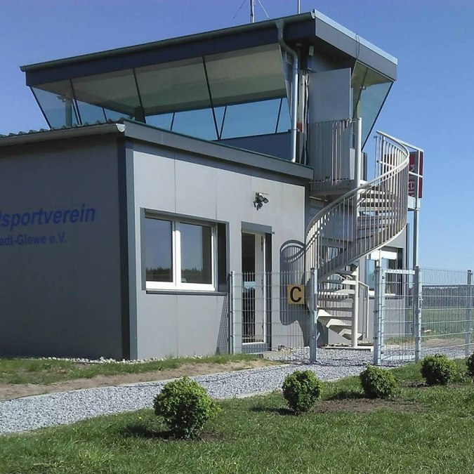 Kontrola lotu i administracja, © Luftsportverein Neustadt-Glewe