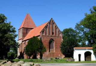 Exterior view of the church // © Sabrina Wittkopf-Schade Exterior view of the church // © Sabrina Wittkopf-Schade