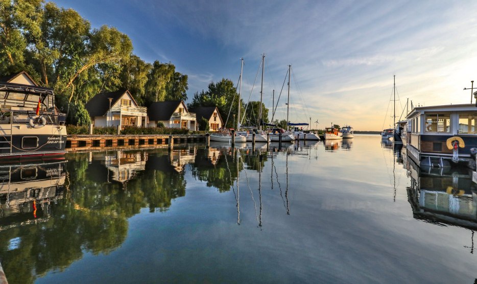 Widok na brzegi rzeki Peenestrom w porcie Rankwitz // &copy; MV-T/Werk 3
