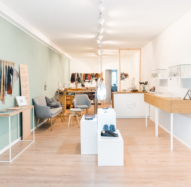 Store, © Erik Gross Store, © Erik Gross