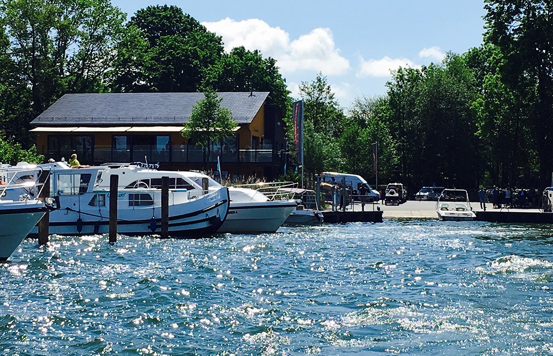 Ośrodek jachtowy SBS w Unterg&ouml;hren nad jeziorem Fleesensee, &copy; Claudia Kratz