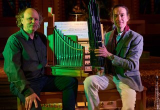 Volker Jaekel (Orgel) und Gert Anklam (Saxophone und Sheng) // © Tivadar Nemesi Volker Jaekel (Orgel) und Gert Anklam (Saxophone und Sheng) // © Tivadar Nemesi