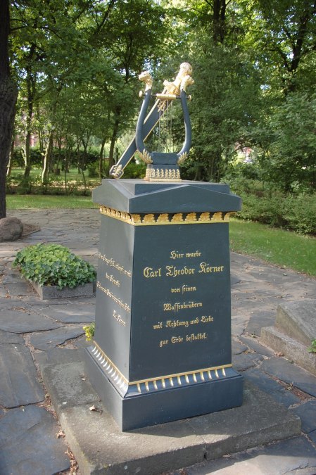 Deze gedenksteen staat ook in het kleine park., © Gabriele Skorupski