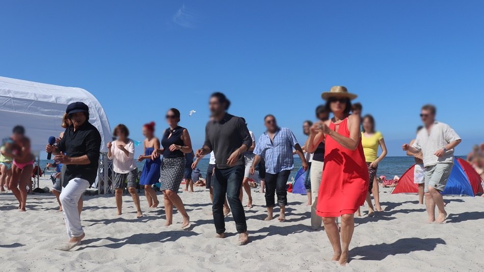 Salsa on the beach with Rasoul, © Kurverwaltung Ostseebad Boltenhagen
