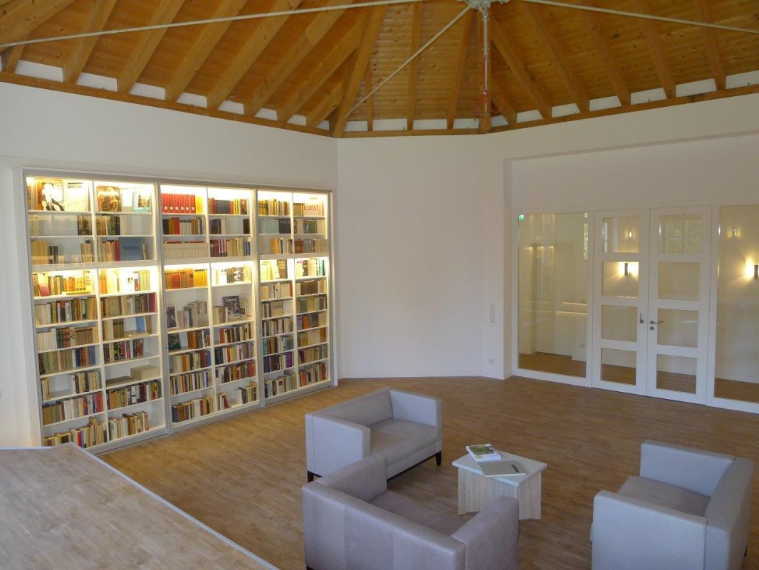 Een kijkje in de muziekbibliotheek // © Schloss Schwiessel Een kijkje in de muziekbibliotheek // © Schloss Schwiessel
