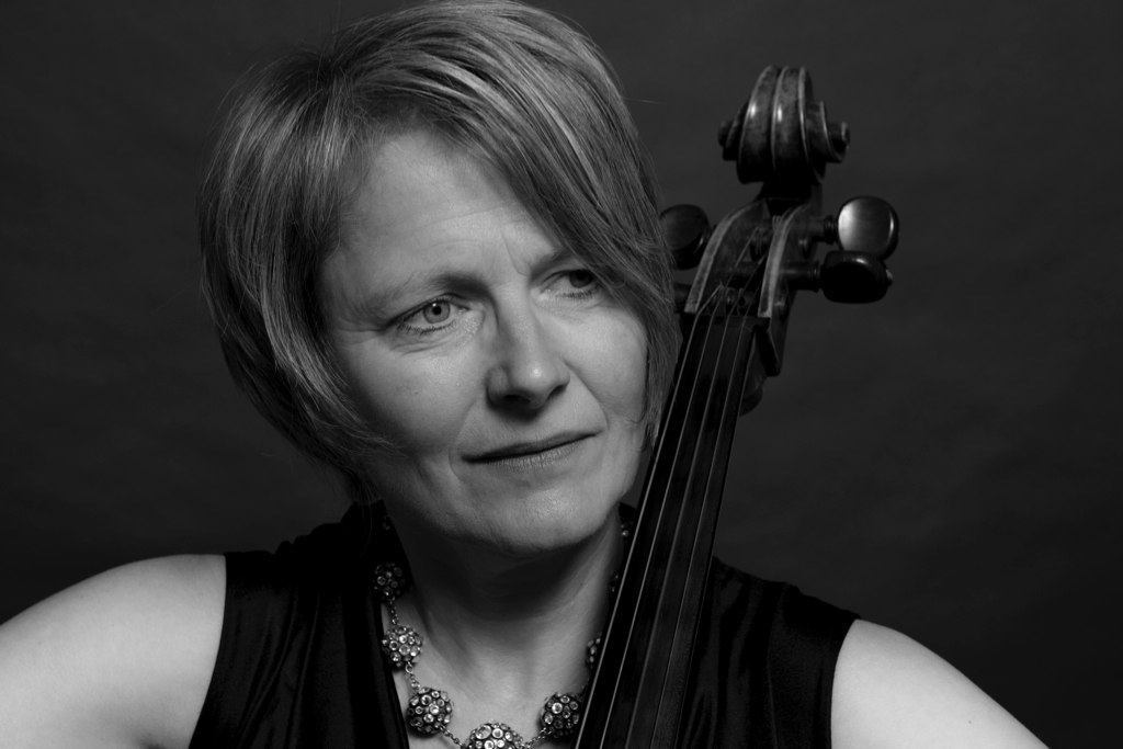 Arrangør og medvirkende: Friederike Fechner, som repræsenterer 10 andre musikere, der medvirker ved koncerten // © Mathias Wentz Arrangør og medvirkende: Friederike Fechner, som repræsenterer 10 andre musikere, der medvirker ved koncerten // © Mathias Wentz