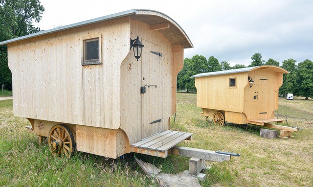 Shepherd's wagon // &copy; Biberferienhof_TolPix