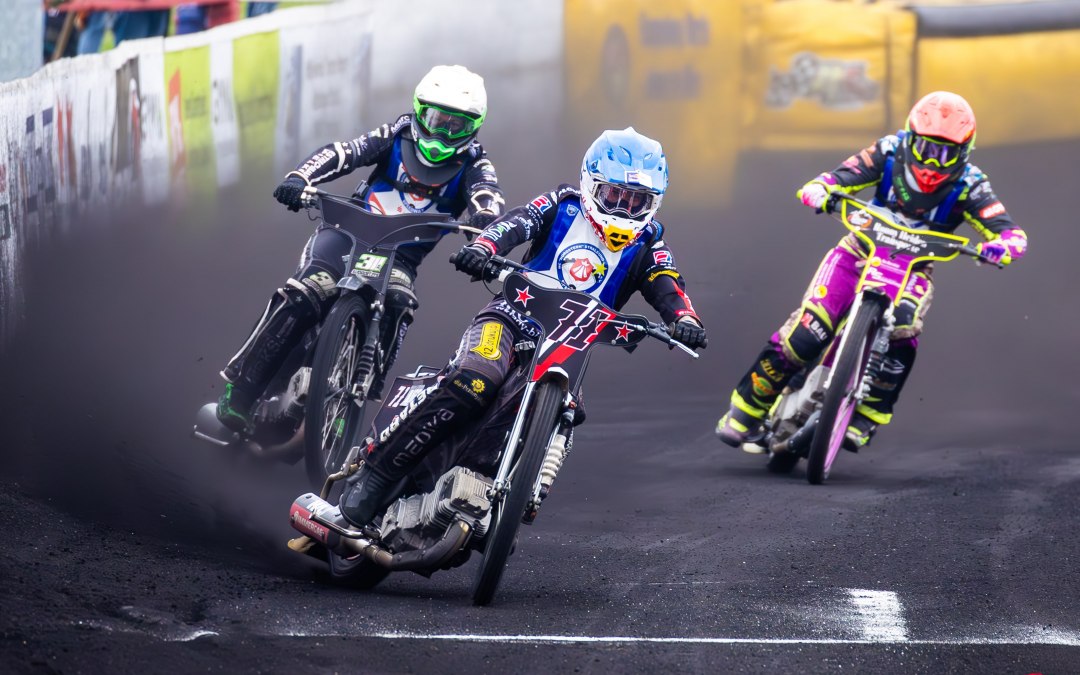 Moeilijke duels in elke bocht., © Sportpics.NN