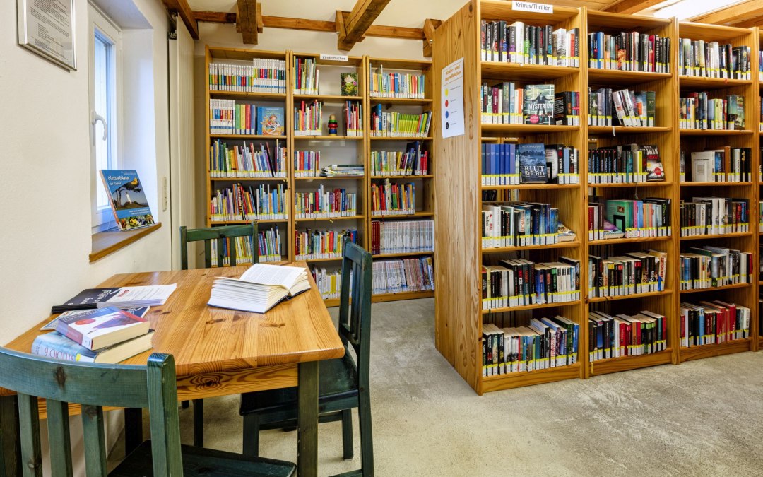 Käthe Miethe Bibliotheek, © © Kurverwaltung Ahrenshoop · Foto Voigt & Kranz UG