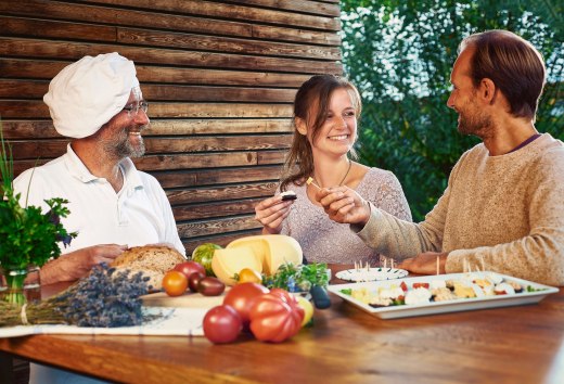 Ontdek regionale specialiteiten tijdens gastronomische tours door het hele land, © TMV/pocha.de