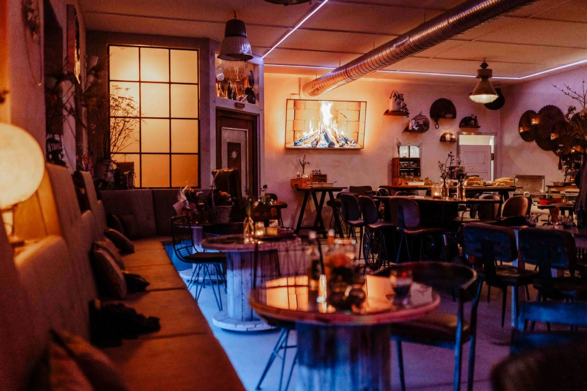 &copy; John D&uuml;nninghaus