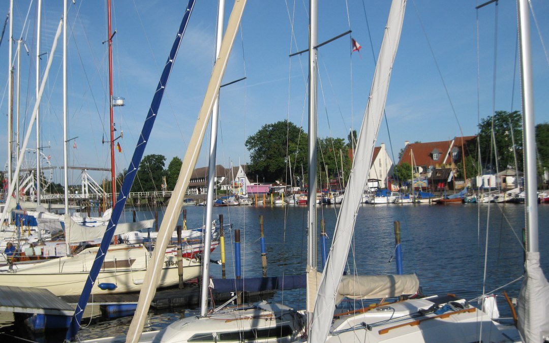 Boten bij de aanlegsteiger, © Tourismusverband Vorpommern e.V.