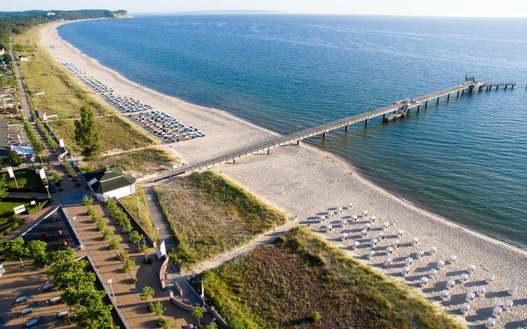 North beach Baltic resort Goehren with the pier from the aerial perspective. A new day is waiting with great experiences., © KV Göhren / Ferdinand Kokenge
