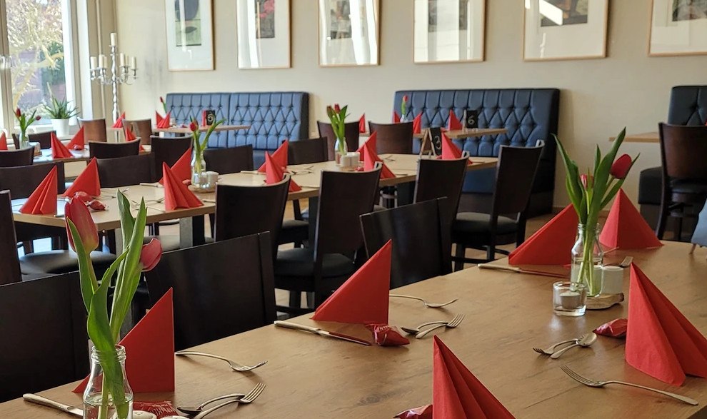 &copy; Das Restaurant