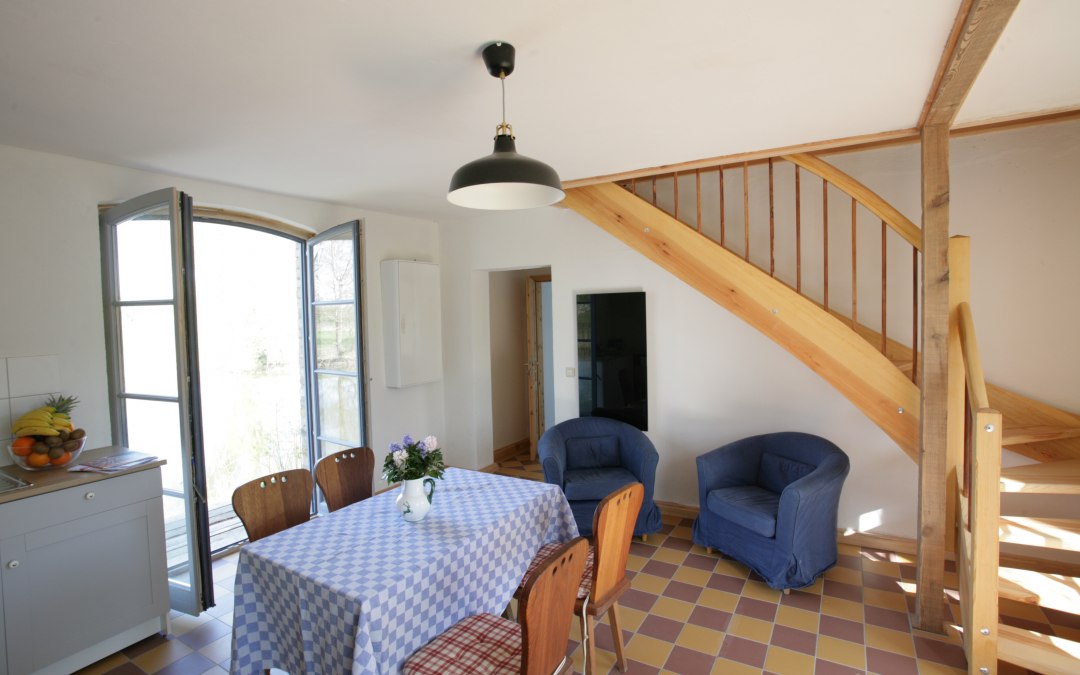 Woonkamer - vakantiewoning links roze huis, © Hahn