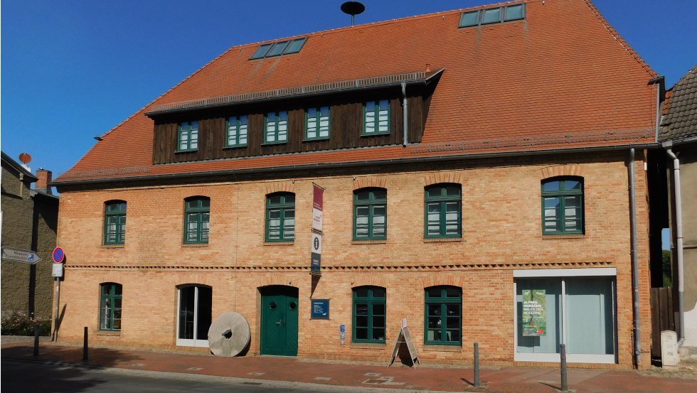 Widok muzeum od strony ulicy, &copy; Monika Hildebrandt