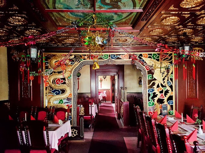 &copy; google/Man-Thi