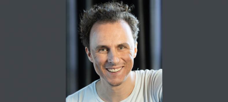 A portrait of the actor Felix Meusel. // &copy; Peter van Heesen