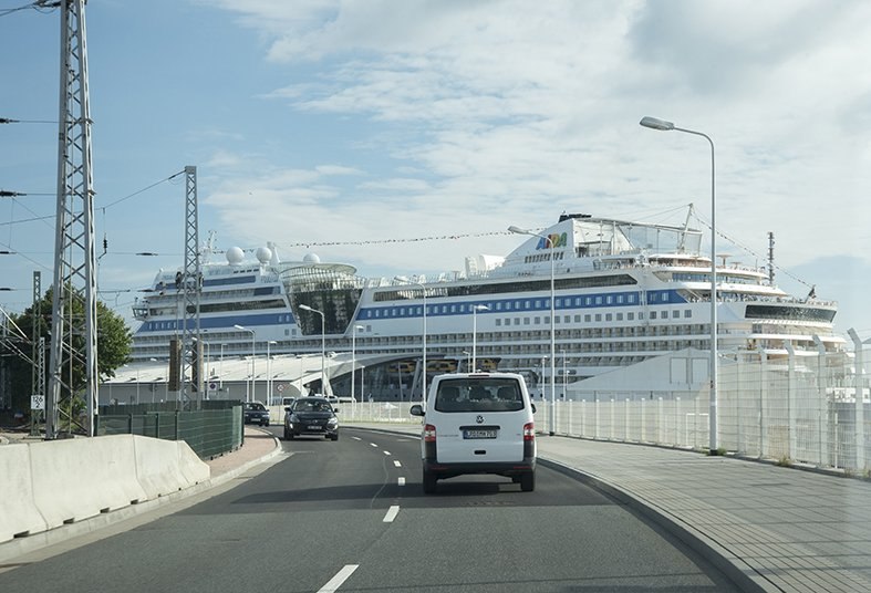 Shuttle to the cruise ship, © easy Parken Shuttle to the cruise ship, © easy Parken