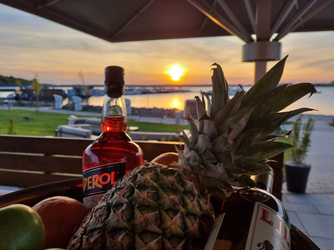 Outdoor terrace // &copy; Marem&uuml;ritz Yachthafen Resort