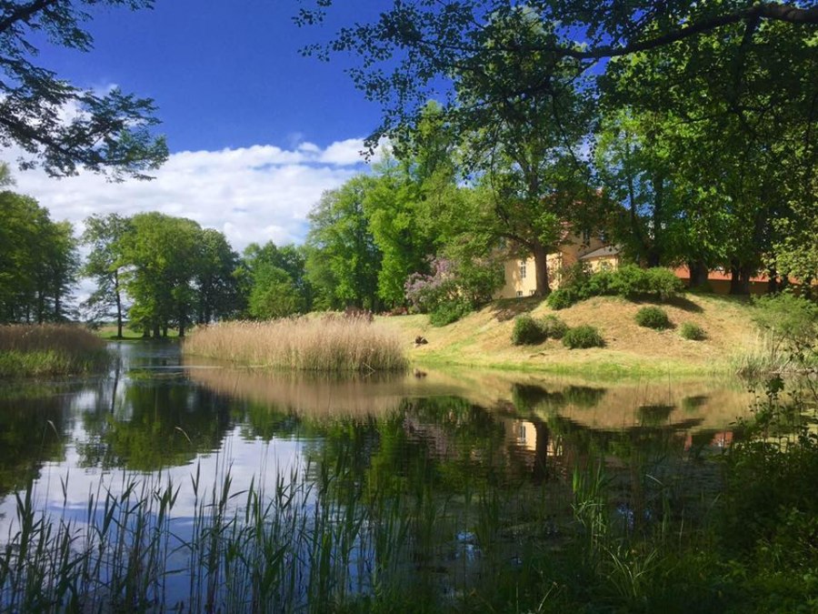 On the ring ditch is also good to row ..., © Schloss Lühburg
