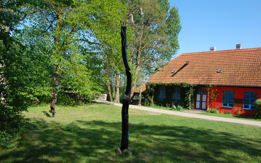 Overal prachtige kunst in de beeldentuin Rhythmusreich Müggenwalde, © Rhythmusreich / Thomas Reich