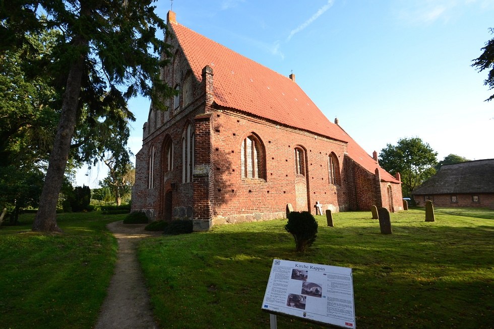 Andreaskerk in Rappin, © Tourismuszentrale Rügen