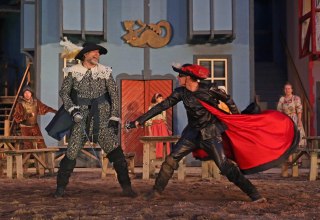 Saga Müritz w teatrze na świeżym powietrzu w Waren (Müritz) // © Müritz-Saga 2024 Saga Müritz w teatrze na świeżym powietrzu w Waren (Müritz) // © Müritz-Saga 2024