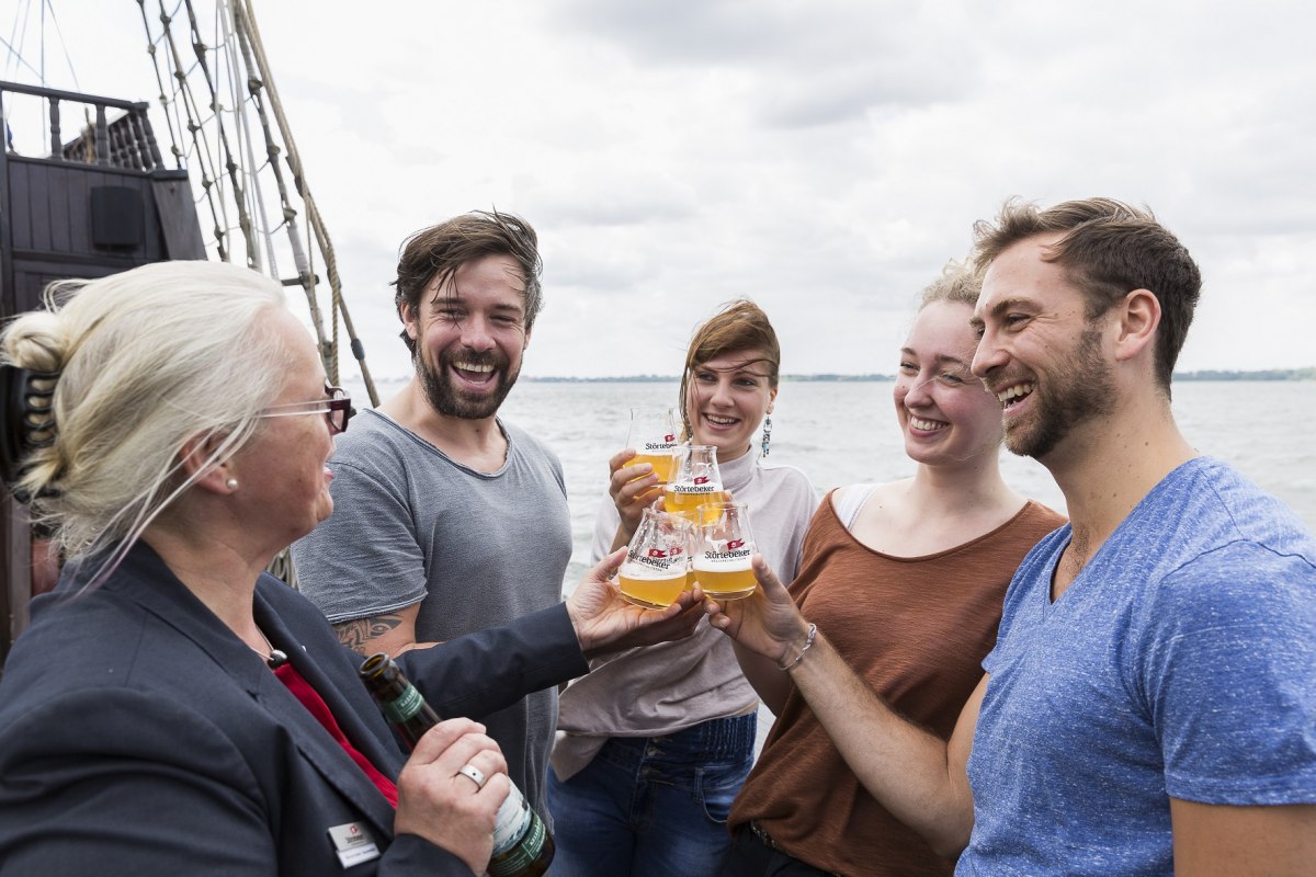 Tasting on board // &copy; St&ouml;rtebeker Braumanufaktur GmbH