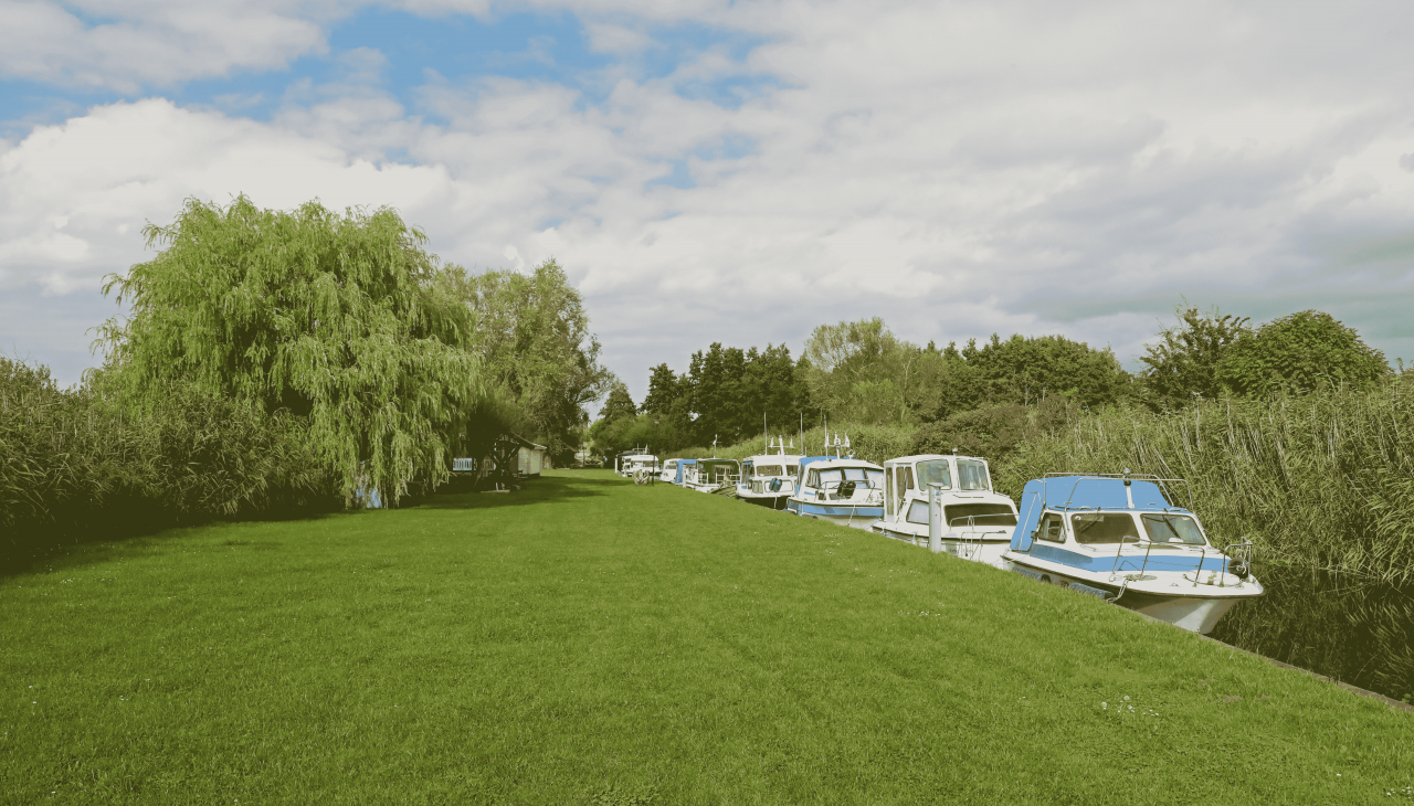 Aanleggen bij de weide, © TMV/Gohlke