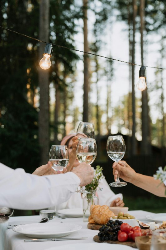 Witte nacht: Midzomerfeest in Seehotel Frankenhorst // &copy; Pexels