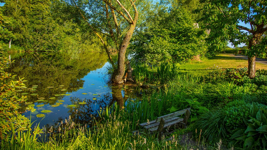Resting place in the castle park, © Herrenhaus Brookhusen / T. Paulus