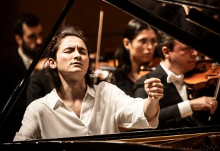 &copy; &copy; Lorenza Daverio