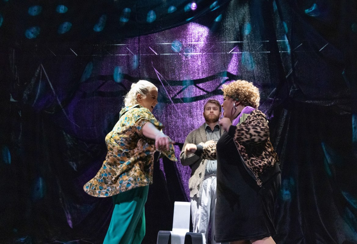 Zdjęcie: Silke Winkler // &copy; Mecklenburgisches Staatstheater