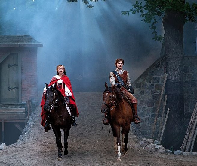 Wojna, miłość i intrygi - konflikty z regionu M&uuml;ritz rozgrywają się na M&uuml;hlenberg w Waren // &copy; spielWaren GmbH Freiluftspiele Waren (M&uuml;ritz)/David S&uuml;nderhauff