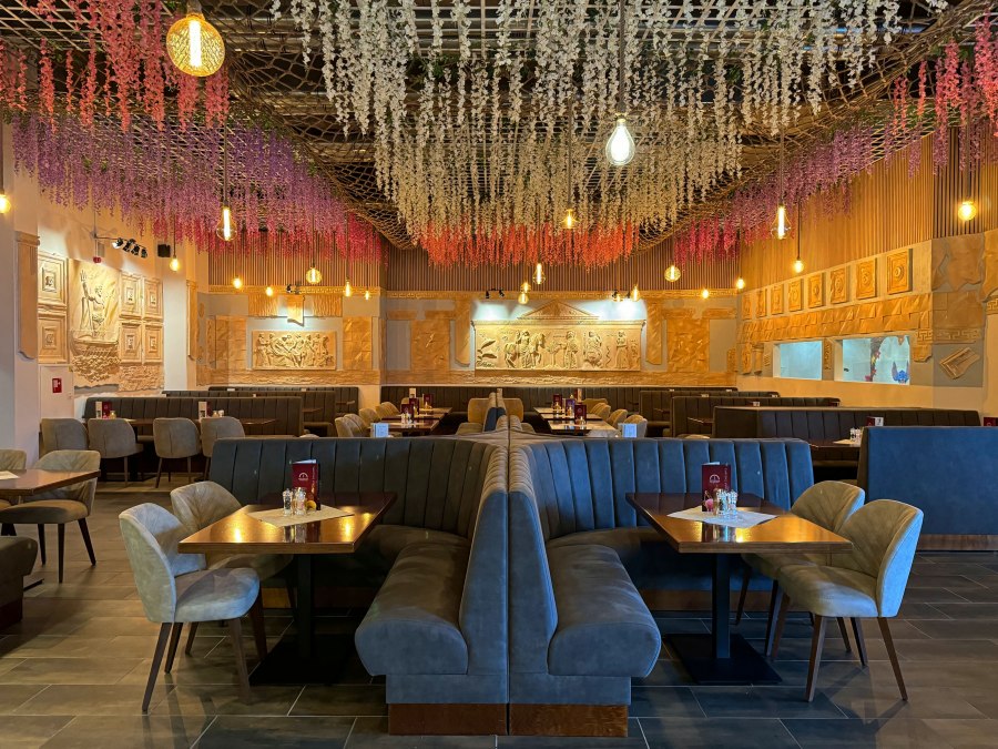 Helena_Foto_2, © Arber Vorfi Helena_Foto_2, © Arber Vorfi