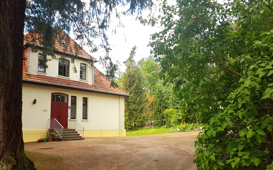 Podjazd do domu, © Inge Grell