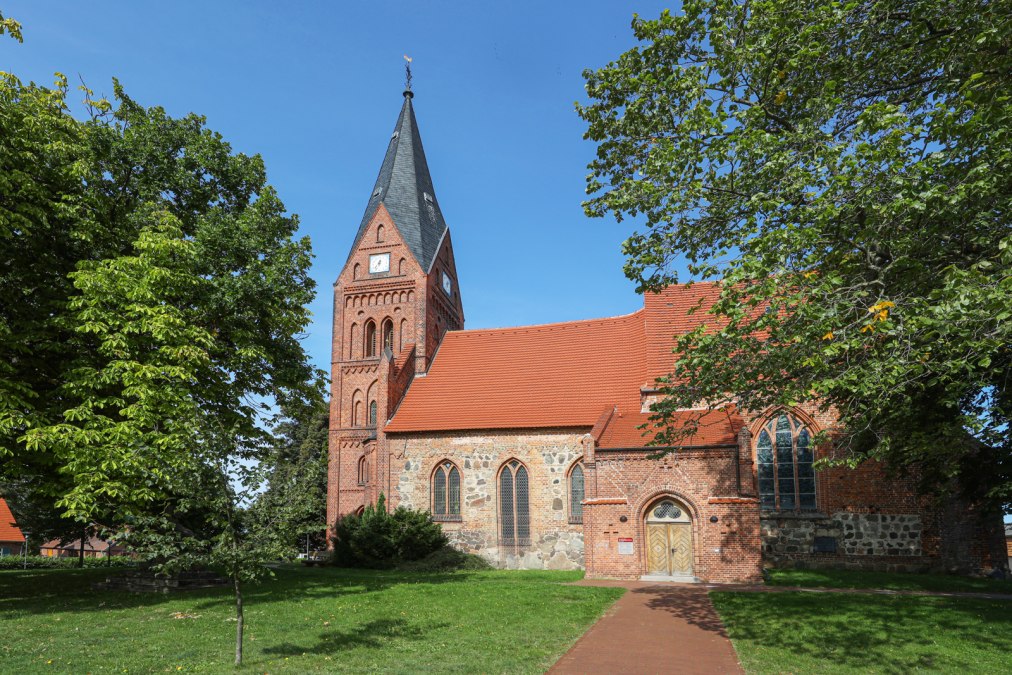 st-bartholomaeus-kirche-damgarten-backstein-2020-GOH-2, © Bernsteinstadt Ribnitz-Damgarten