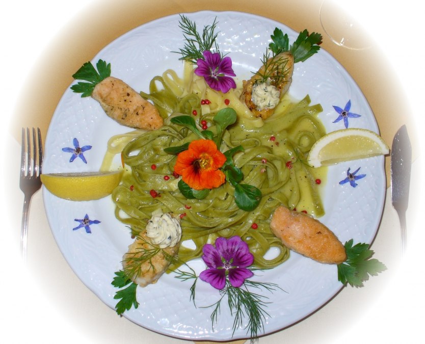 Pike perch and salmon variation, © Robert Niche Pike perch and salmon variation, © Robert Niche