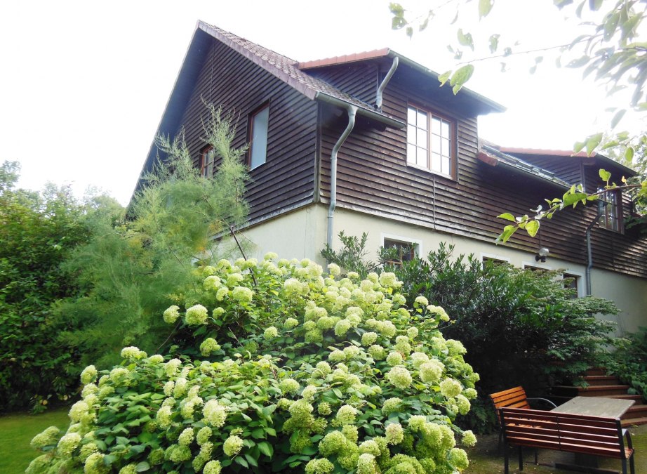 Widok strefy wejściowej, u g&oacute;ry po lewej duży FW, u g&oacute;ry po prawej mały FW, &copy; Sabine Engelbrecht