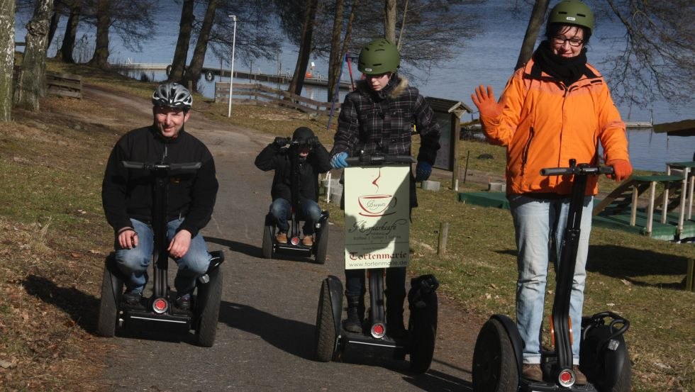 Maak een tour met de Segway zodra de eerste zonnestralen verschijnen // © MeckSeg/Bermes Maak een tour met de Segway zodra de eerste zonnestralen verschijnen // © MeckSeg/Bermes