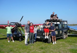 Landrover bij de molen, &copy; Gunnar Fiedler