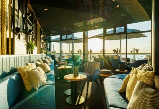 KAI40 Rooftop Bar // © ScanHotels, Rostock KAI40 Rooftop Bar // © ScanHotels, Rostock