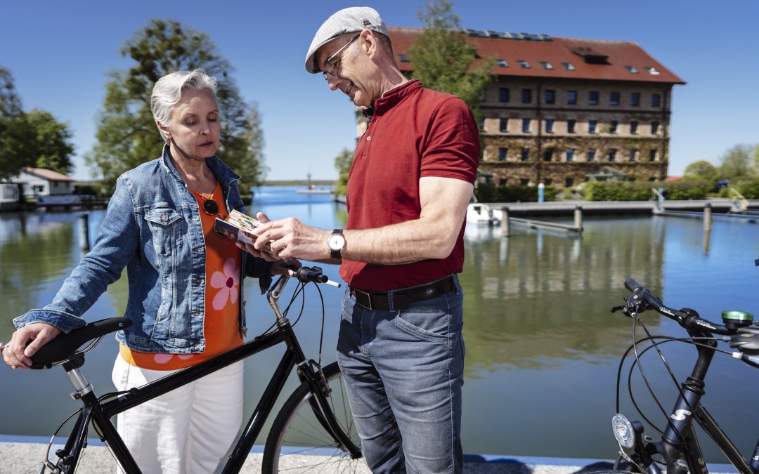 Fahrrad-Stadt-Neustrelitz-Wasser-blau-_RZ_2502, © Stadt Neustrelitz / Raiko Zunk