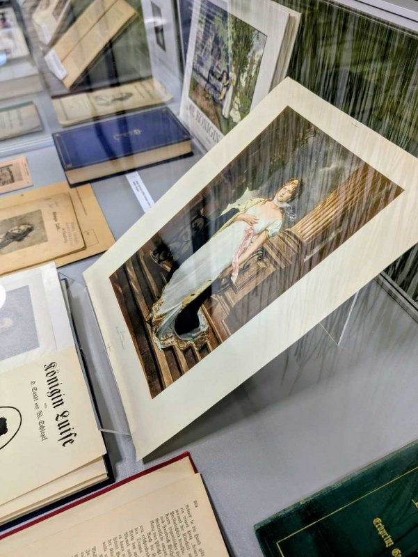 Queen Luise, © Regionalbibliothek Neubrandenburg Queen Luise, © Regionalbibliothek Neubrandenburg